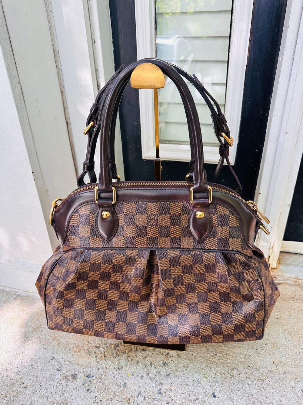 Louis Vuitton Trevi PM Authentic with COA
